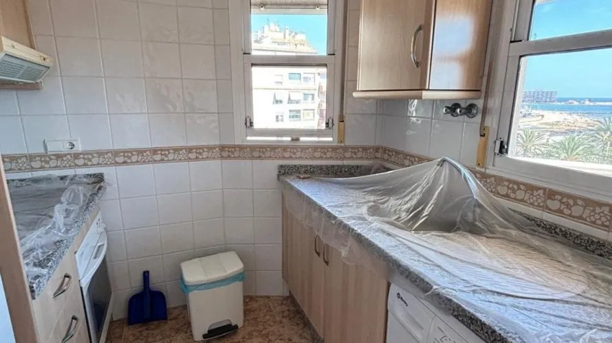 1 bedroom apartment for sale, Torrevieja, Spain No. 1561 № 4