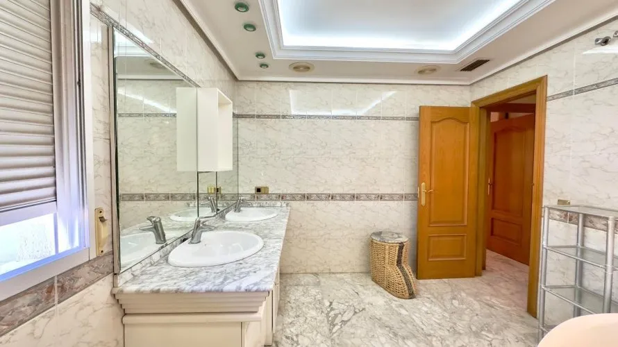 2 bedrooms penthouse for sale, Torrevieja, Spain No. 2243 № 14