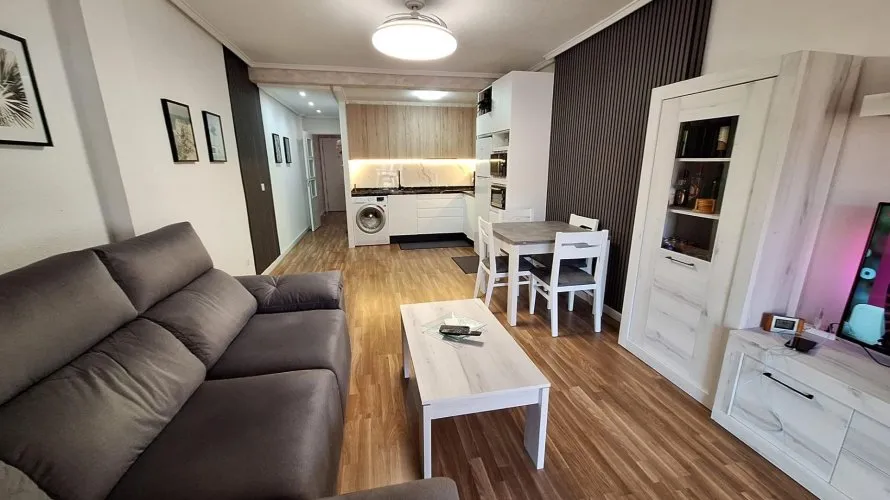 2 bedrooms penthouse for sale, Torrevieja, Spain No. 1551 № 6