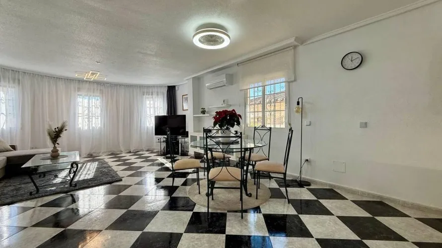 4 bedrooms villa for sale, Playa Flamenca II, Spain No. 1532 № 6