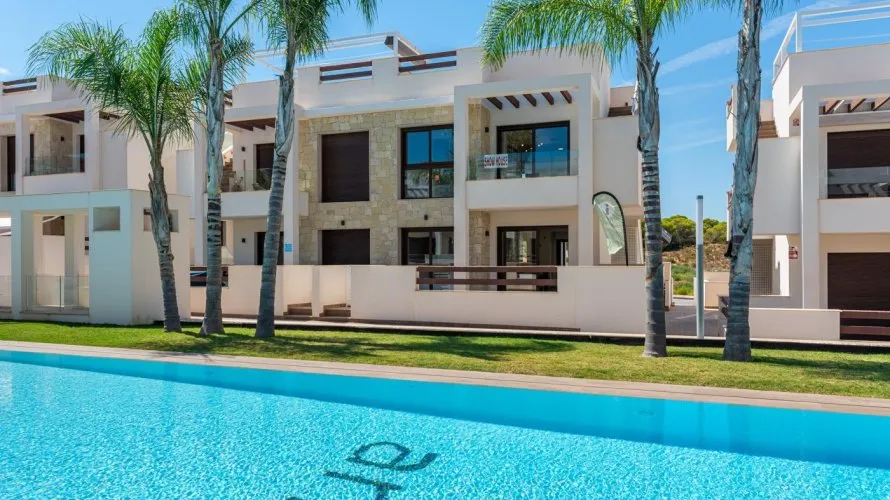 2 bedrooms bungalow for sale, Los Balcones, Spain No. 1957 № 28