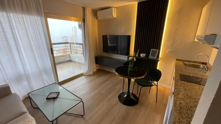 1 bedroom apartment for sale, Benidorm, Spain No. 1978 № 9