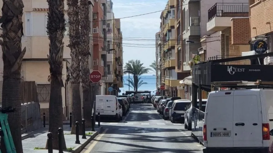 3 bedrooms apartment for sale, Torrevieja, Spain No. 1471 № 9