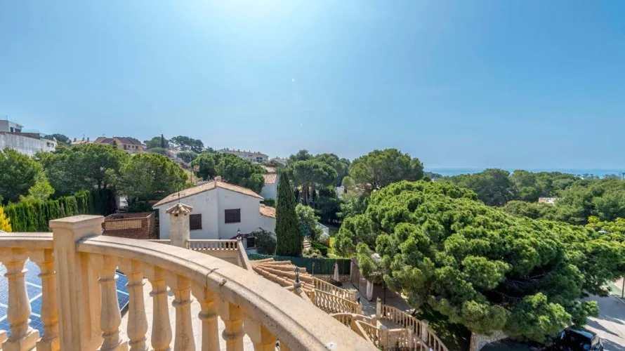 4 bedrooms villa for sale, Campoamor, Spain No. 2646 № 6