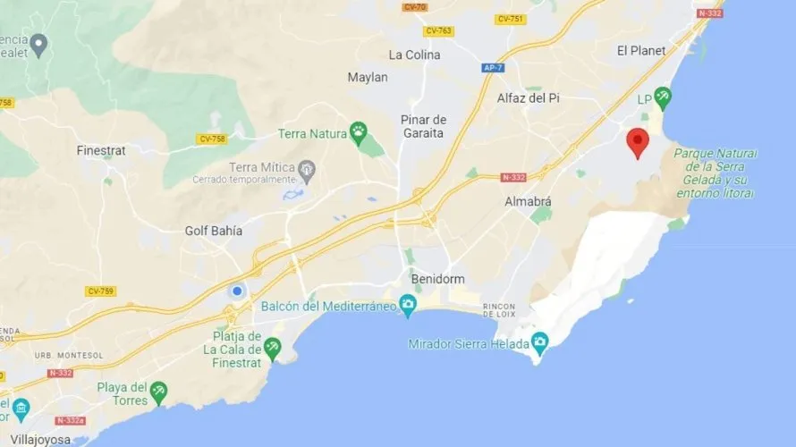 4 bedrooms villa for sale, Albir, Spain No. 1781 № 8