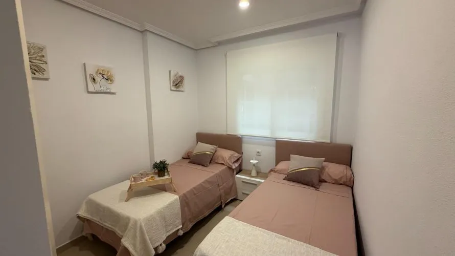2 bedrooms apartment for sale, Alicante, Spain No. 2465 № 4