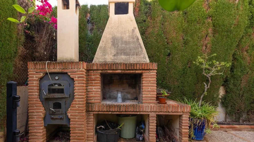 6 bedrooms villa for sale, La Veleta, Spain No. 2288 № 8