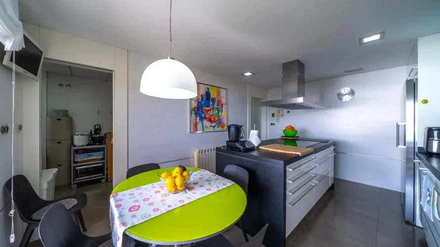 4 bedrooms apartment for sale, Villajoyosa, Spain No. 2306 № 7