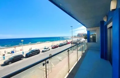 4 bedrooms apartment for sale, Torrevieja, Spain No. 1915