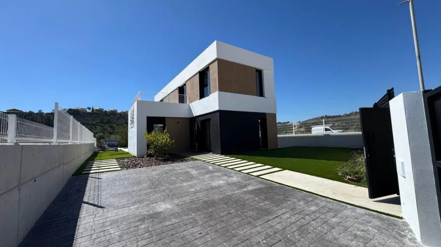 3 bedrooms villa for sale, Finestrat, Spain No. 2304 № 4