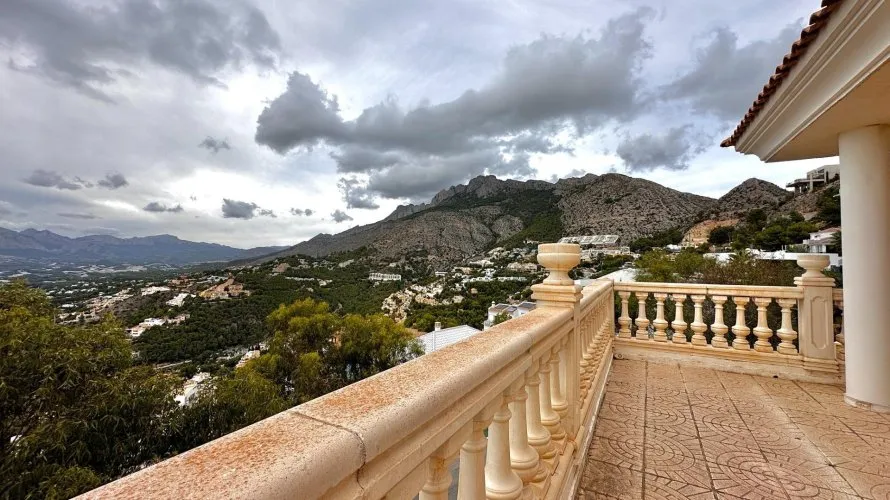 5 bedrooms villa for sale, Zona Altea Hills, Spain No. 1851 № 8