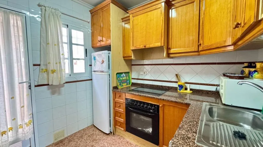 3 bedrooms apartment for sale, Torrevieja, Spain No. 2302 № 2
