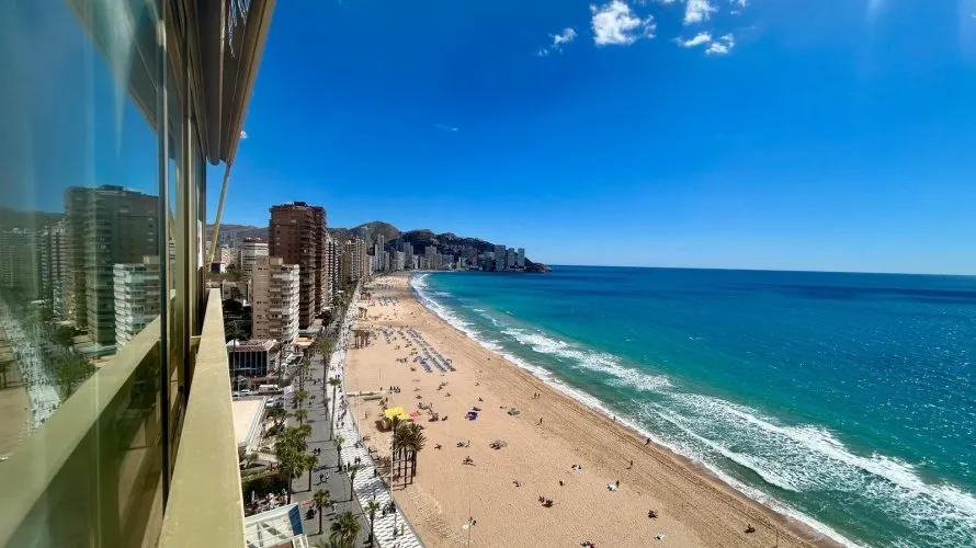 3 bedrooms apartment for sale, Benidorm, Spain No. 2043 № 8