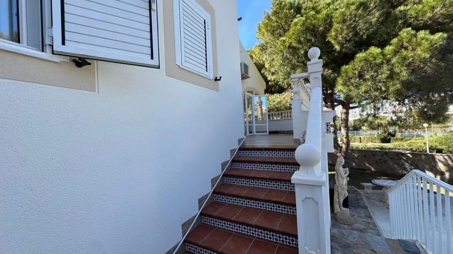 3 bedrooms villa for sale, Cabo Roig, Spain No. 1473 № 10