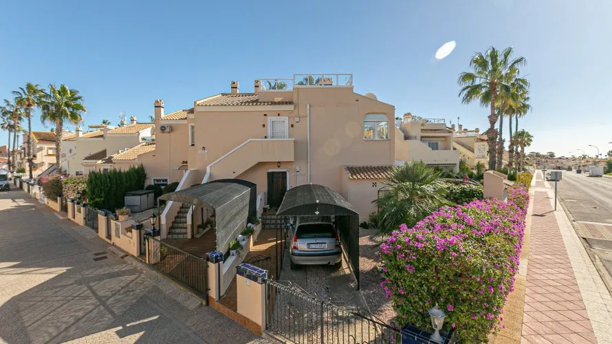 73m² apartment for sale, Playa Flamenca II, Spain No. 2375
