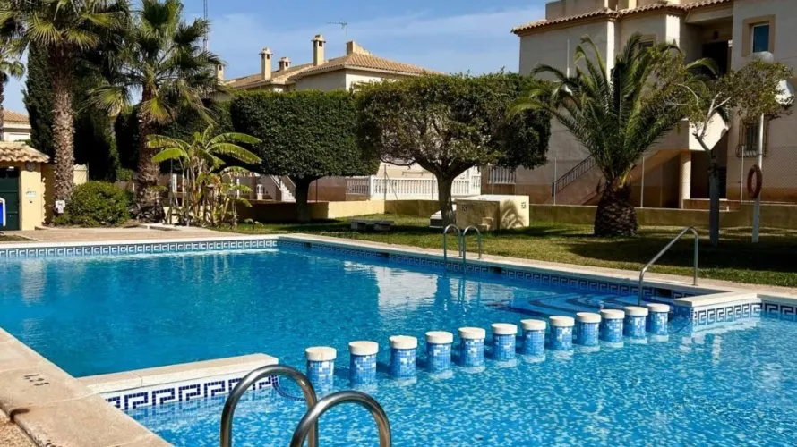2 bedrooms bungalow for sale, Torrevieja, Spain No. 2436