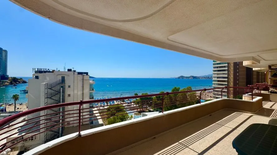 2 bedrooms apartment for sale, Benidorm, Spain No. 2172