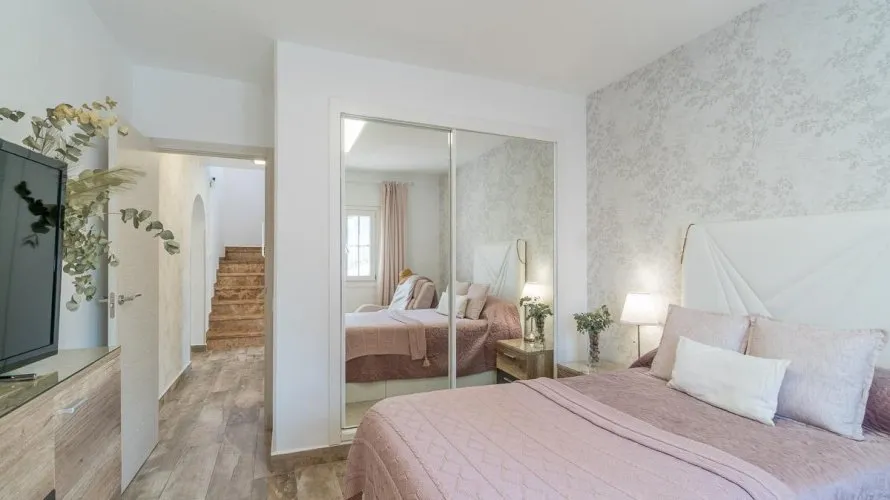 4 bedrooms house for sale, Campoamor, Spain No. 2668 № 7