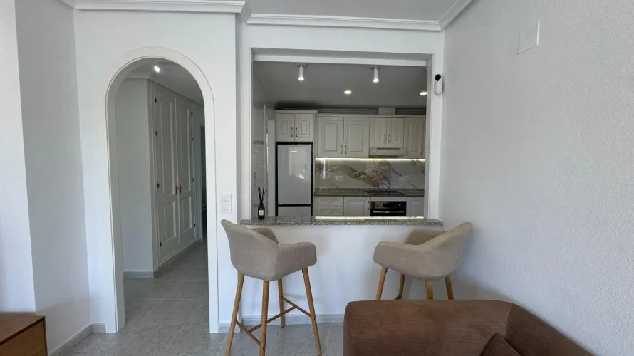 2 bedrooms apartment for sale, Alicante, Spain No. 2347 № 5