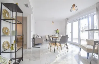 2 bedrooms penthouse for sale, Villajoyosa, Spain No. 2013