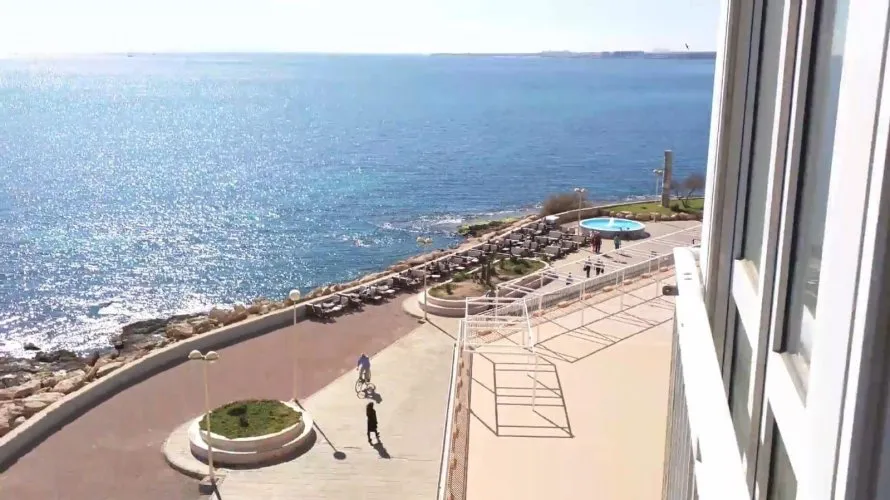4 bedrooms apartment for sale, Torrevieja, Spain No. 1482 № 2