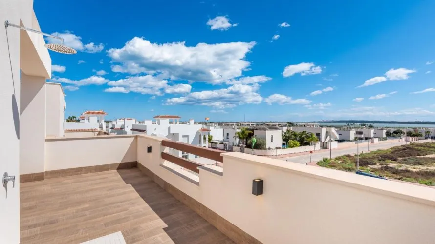 3 bedrooms villa for sale, La Herrada, Spain No. 1960 № 6