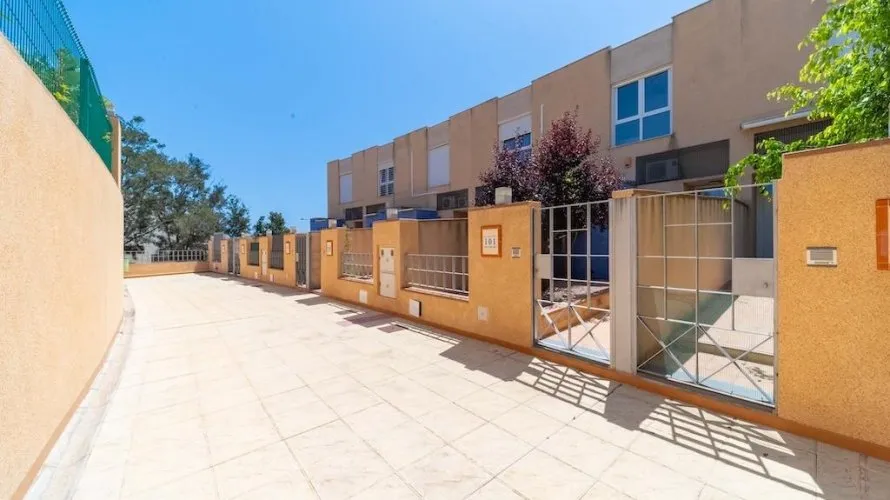 3 bedrooms house for sale, Campoamor, Spain No. 2682 № 11