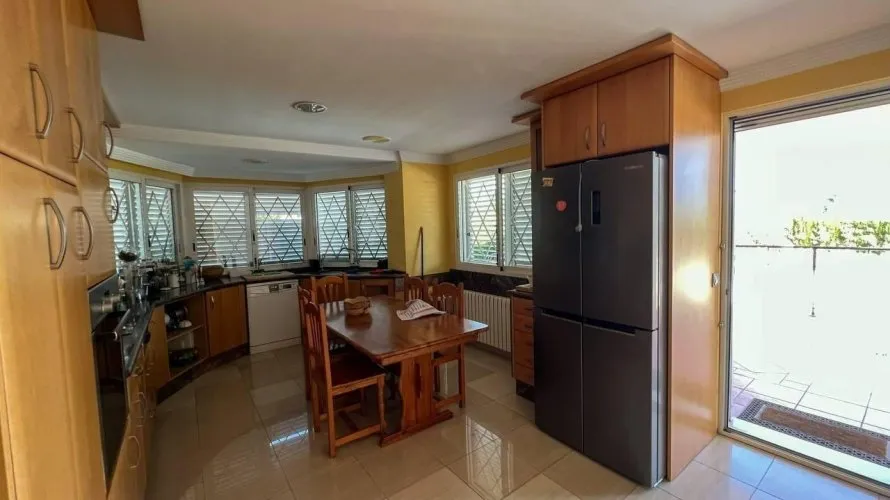 4 bedrooms apartment for sale, Manises, Spain No. 2482 № 7