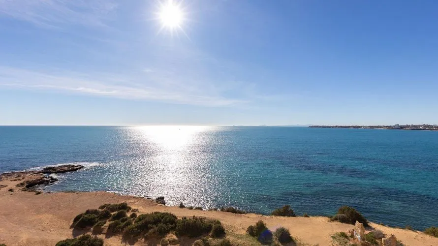 2 bedrooms apartment for sale, Torrevieja, Spain No. 2606 № 7