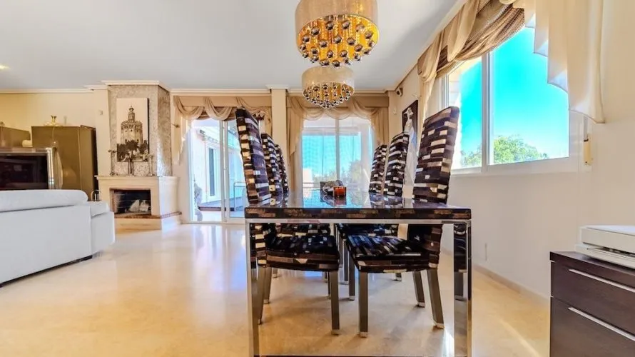 5 bedrooms villa for sale, Torrevieja, Spain No. 2080 № 9