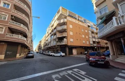 2 bedrooms penthouse for sale, Torrevieja, Spain No. 1551