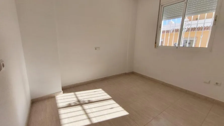 3 bedrooms house for sale, Rojales, Spain No. 2249 № 12