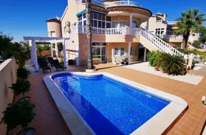 256m² apartment for sale, La Florida, Spain No. 2029