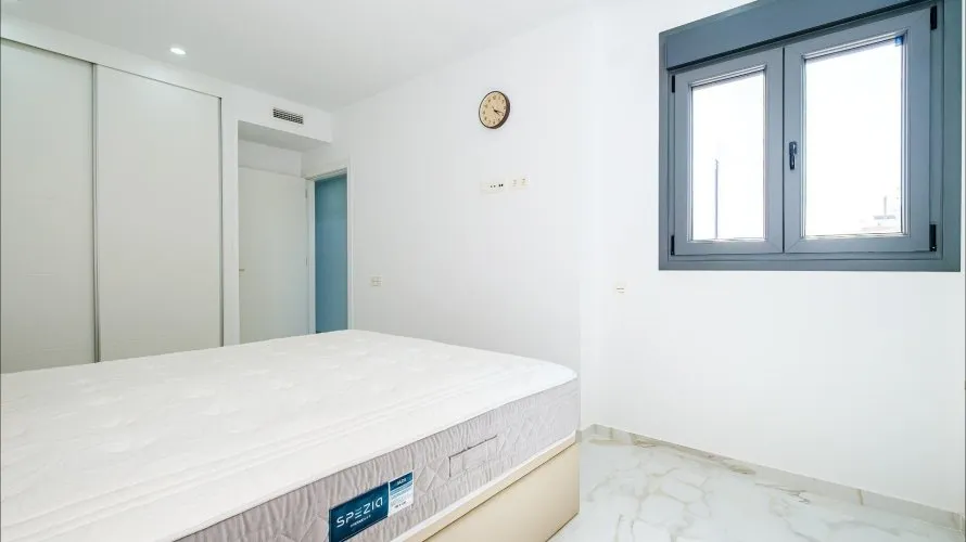 4 bedrooms penthouse for sale, Torrevieja, Spain No. 2621 № 2