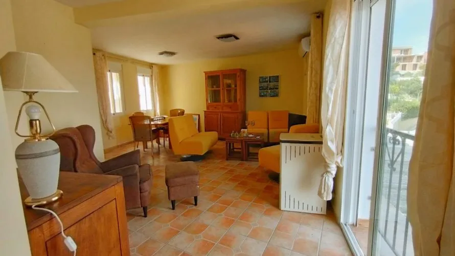 8 bedrooms villa for sale, Maryvilla, Spain No. 1753 № 15