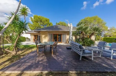 5 bedrooms villa for sale, Campoamor, Spain No. 2290