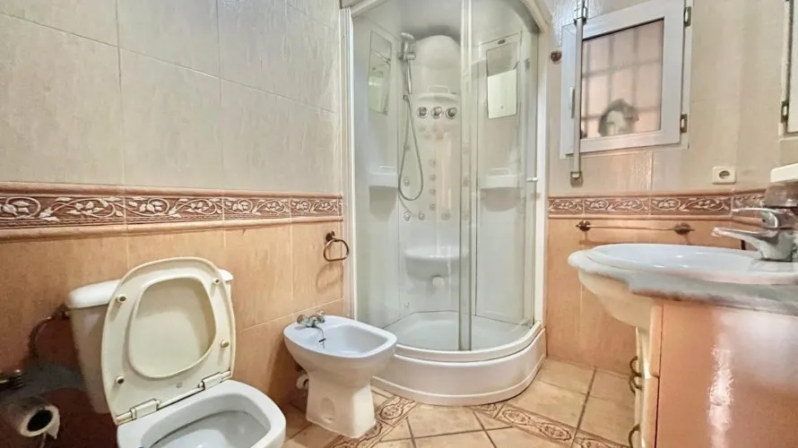 2 bedrooms apartment for sale, Torrevieja, Spain No. 2327 № 21
