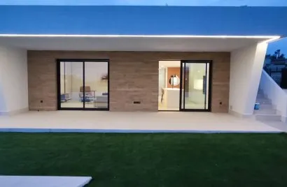3 bedrooms villa for sale, Ciudad Quesada, Spain No. 1491