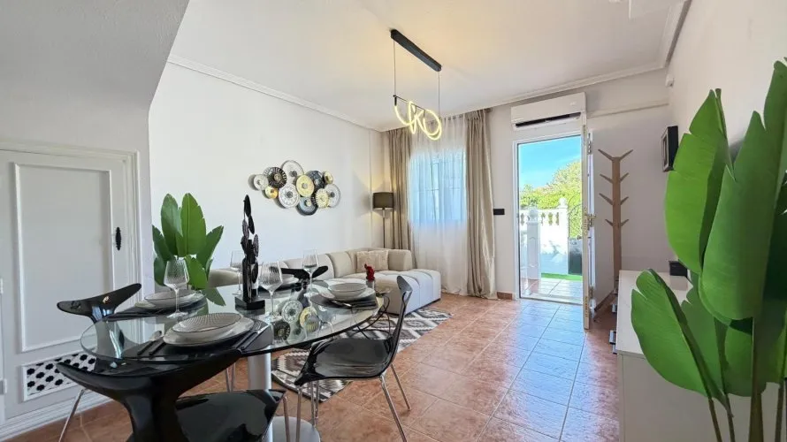3 bedrooms house for sale, Alicante, Spain No. 2374 № 13