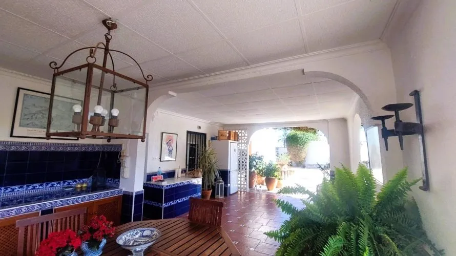5 bedrooms house for sale, La Marina, Spain No. 2555 № 16