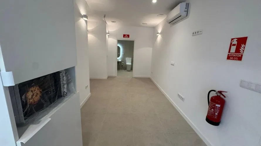 1 bedroom commercial property for sale, Valencia, Spain No. 2640