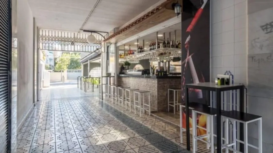 72m² commercial property for sale, Alicante, Spain No. 2053 № 2