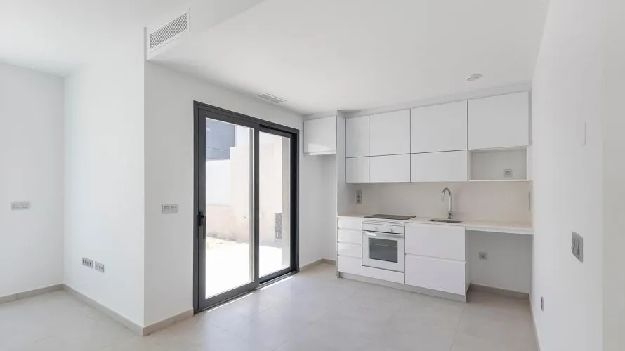 3 bedrooms villa for sale, La Florida, Spain No. 2422 № 7