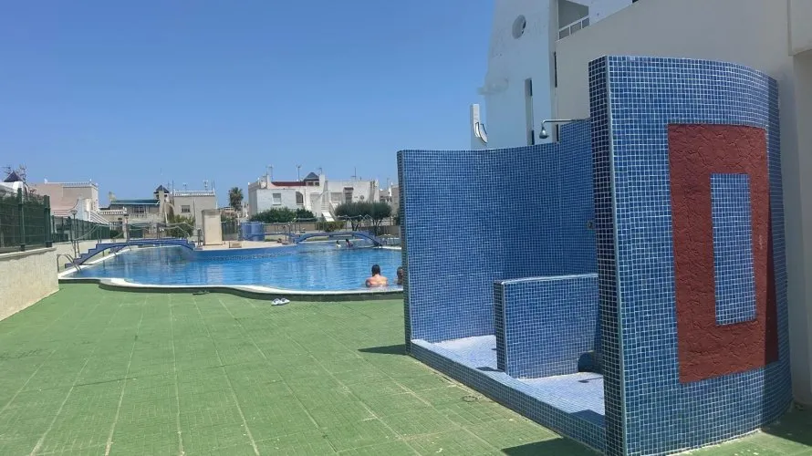2 bedrooms bungalow for sale, Torrevieja, Spain No. 1523