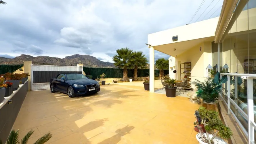5 bedrooms apartment for sale, Jijona, Spain No. 2538 № 3
