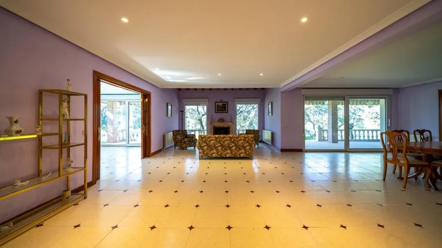 8 bedrooms house for sale, Colmenarejo, Spain No. 2699 № 7