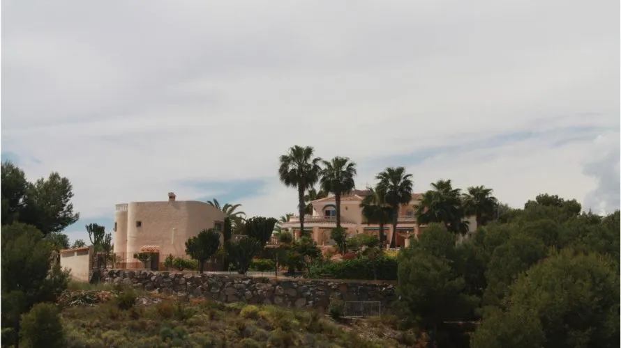 5 bedrooms villa for sale, L'Alfàs del Pi, Spain No. 1829 № 9