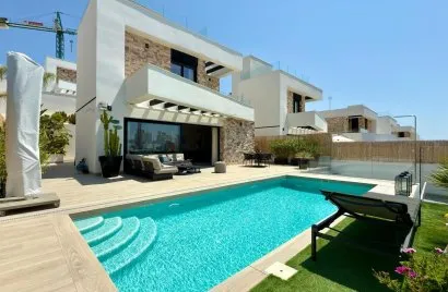 155m² apartment for sale, Finestrat, Spain No. 2566