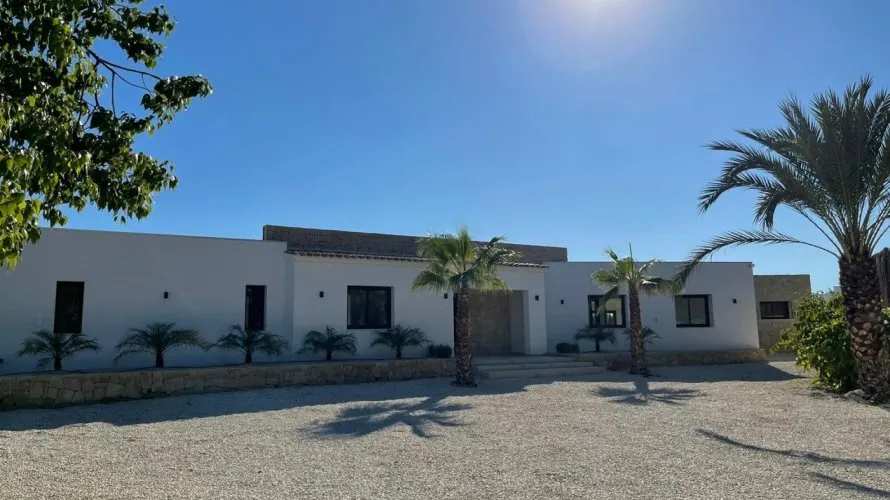 4 bedrooms villa for sale, Altea, Spain No. 1628 № 13