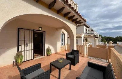 2 bedrooms house for sale, Alicante, Spain No. 1528